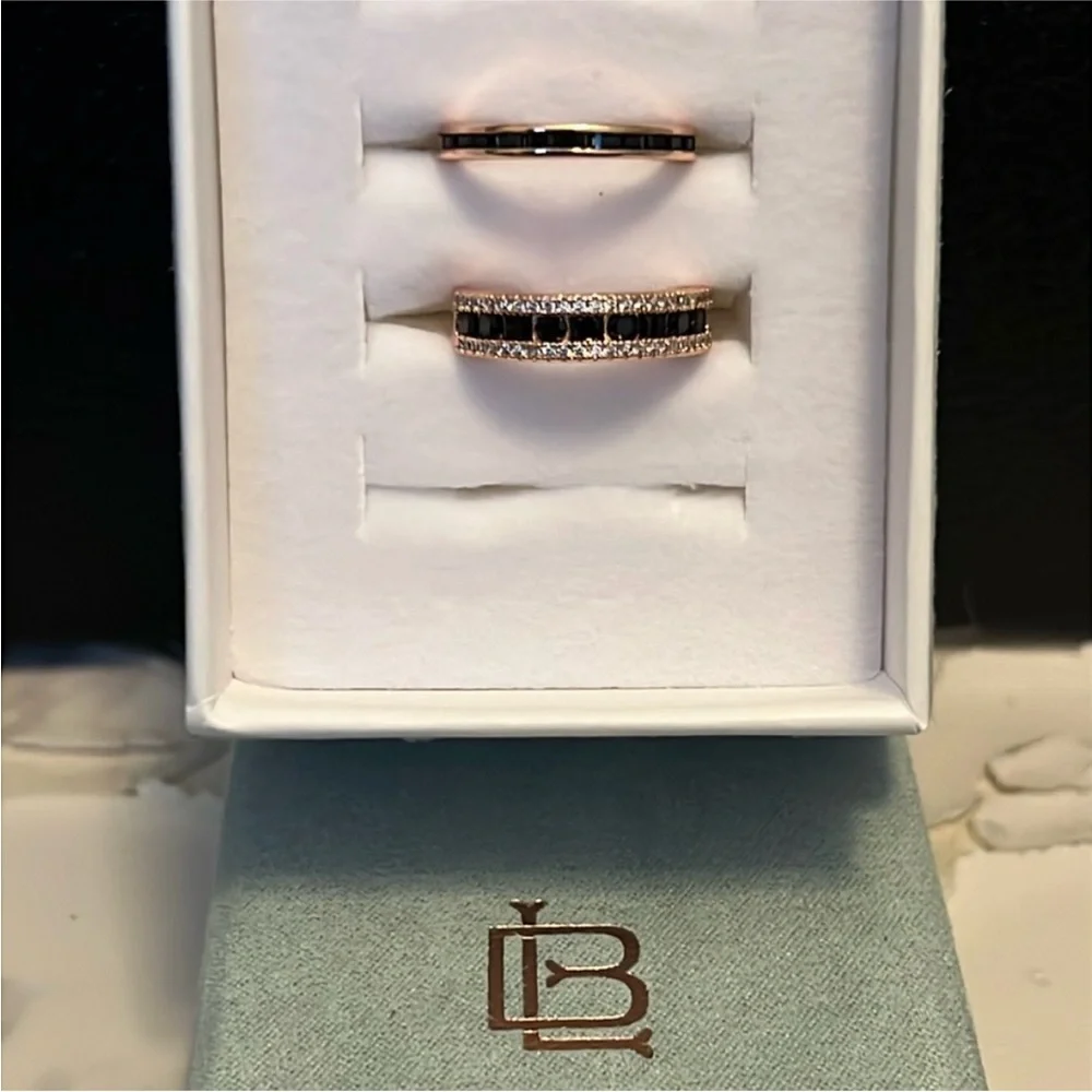 Rose Gold Black Crystal Stackable Ring - Women's Fashion Jewelry
